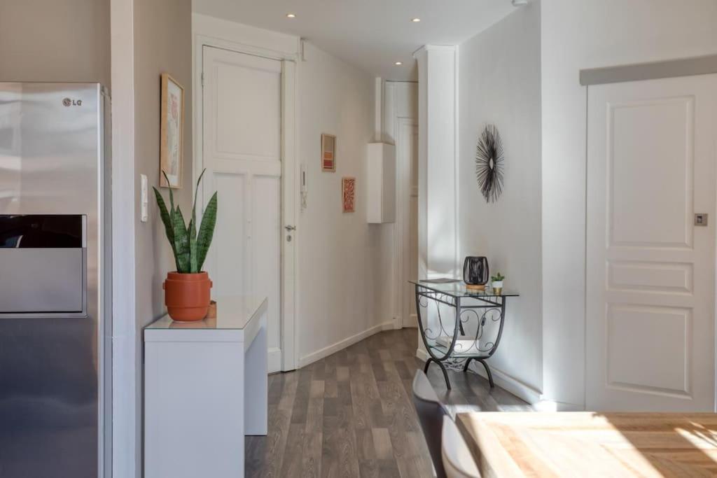 L1 Suite Auguste Valensin 10 Min A Pied Mer Clim&Wifi Nizza Kültér fotó